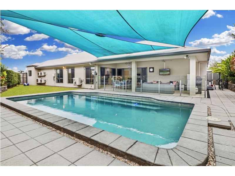 30 Norfolk Circuit, Redlynch QLD 4870
