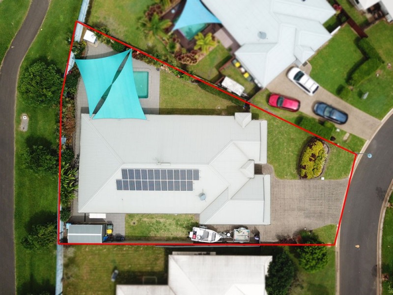 30 Norfolk Circuit, Redlynch QLD 4870