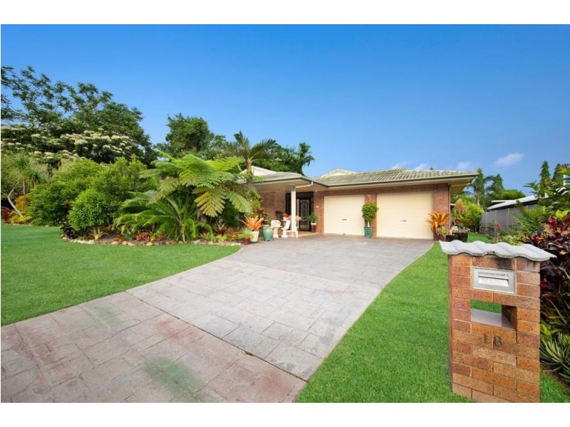 18 Gloucester Street, Whitfield QLD 4870