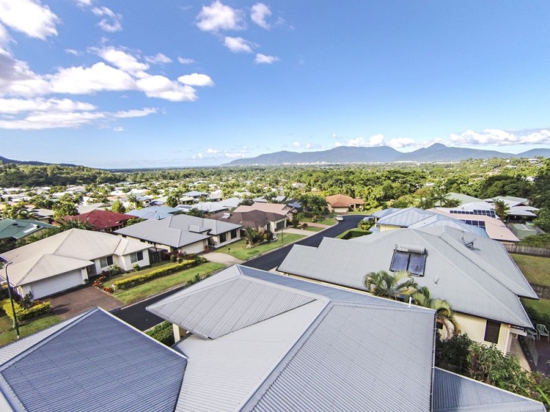 13 Yellowfin Close, Kanimbla QLD 4870