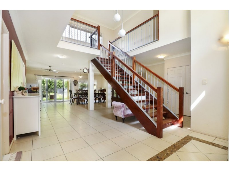 13 Yellowfin Close, Kanimbla QLD 4870