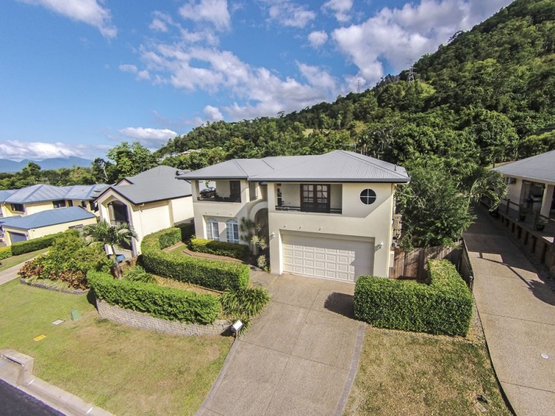 13 Yellowfin Close, Kanimbla QLD 4870