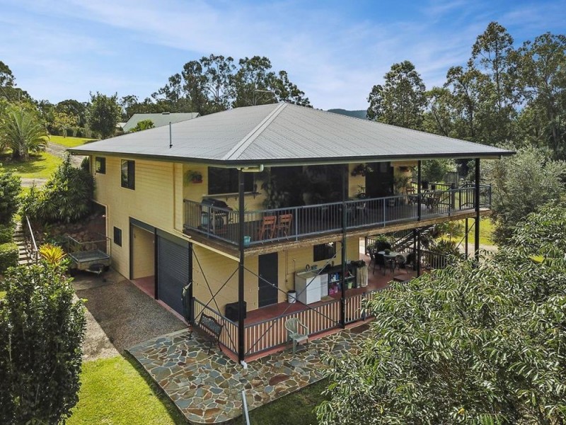 17 -19 Black Gully Road, Tinaroo QLD 4872