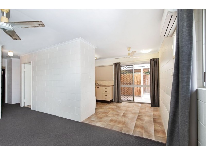 1/93 Jensen Street, Whitfield QLD 4870