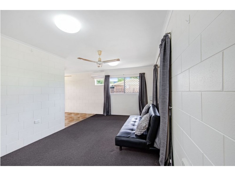 1/93 Jensen Street, Whitfield QLD 4870