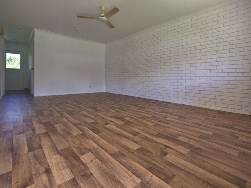 11 Hepburn Street, White Rock QLD 4868