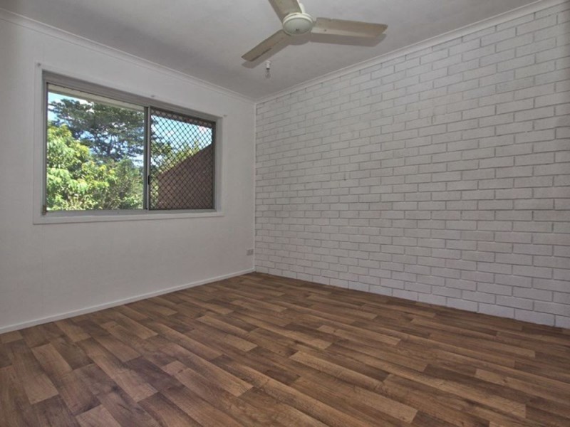 11 Hepburn Street, White Rock QLD 4868