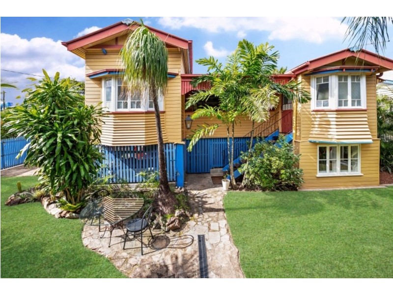 372-374 Draper Street, Parramatta Park QLD 4870