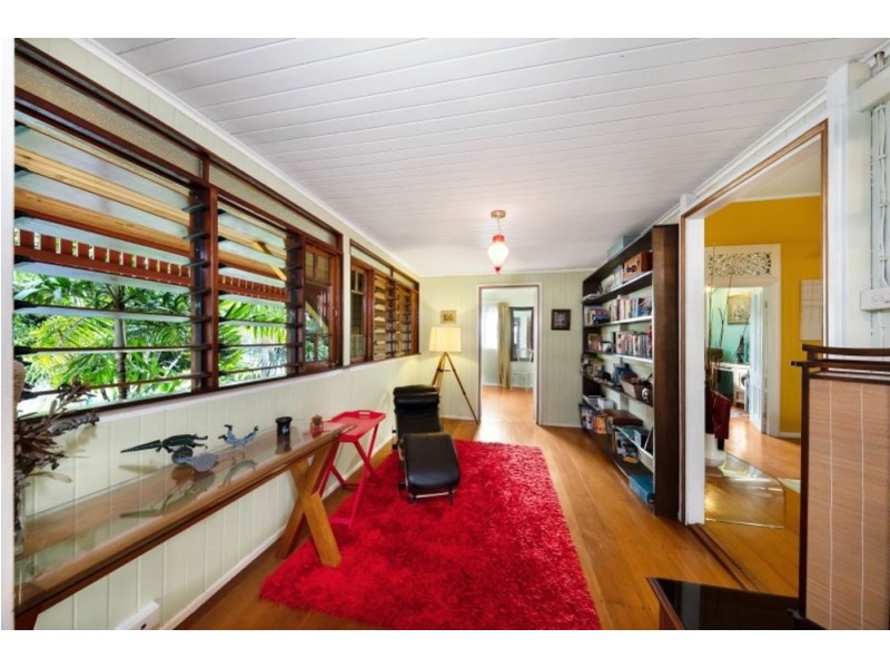 372-374 Draper Street, Parramatta Park QLD 4870