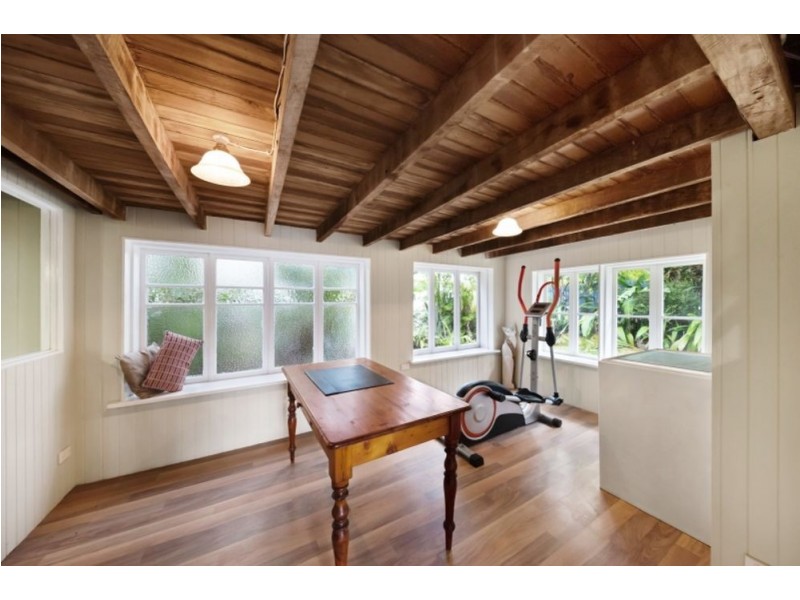 372-374 Draper Street, Parramatta Park QLD 4870