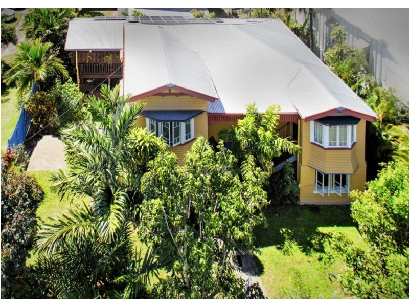 372-374 Draper Street, Parramatta Park QLD 4870