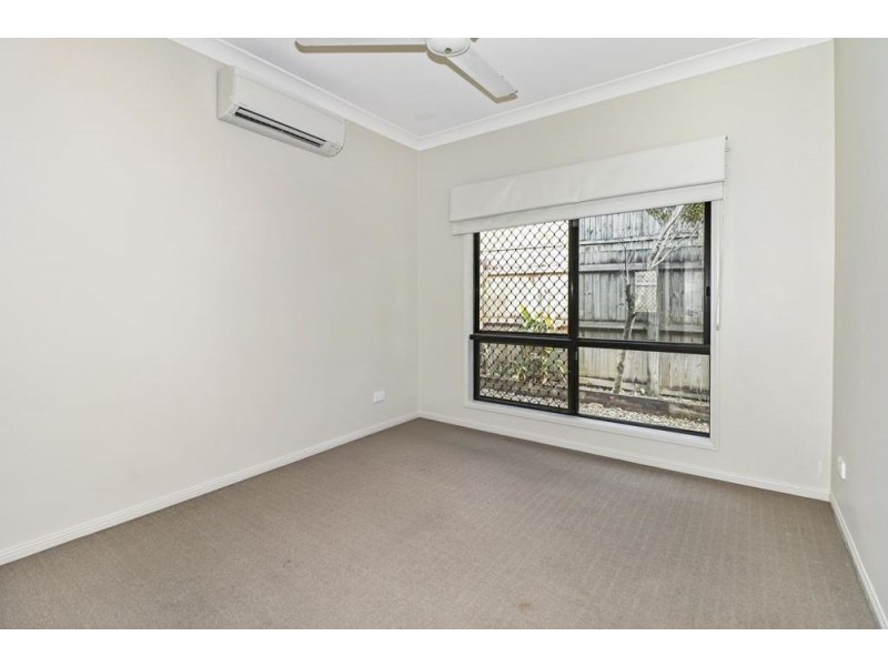 104 McFarlane Drive, Kanimbla QLD 4870