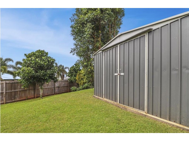 104 McFarlane Drive, Kanimbla QLD 4870