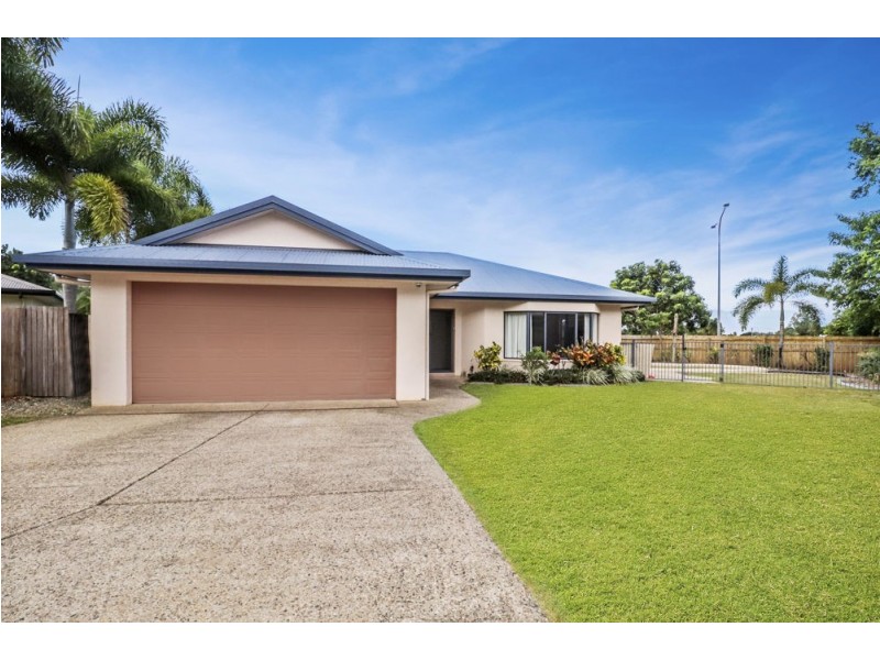 20 Lucy Close, Kanimbla QLD 4870