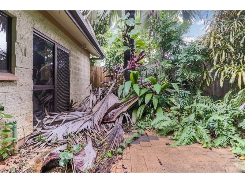 2/6-10 Holmes Street, Stratford QLD 4870