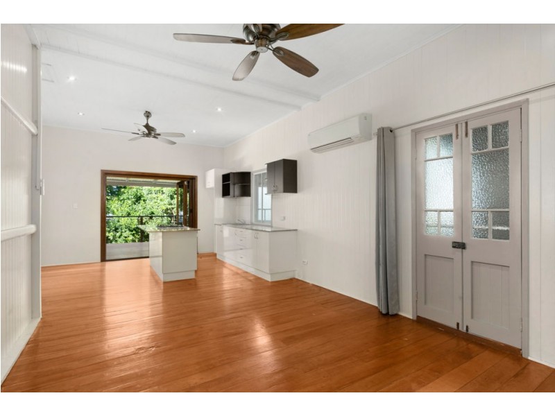 19 Glenlea Street, Edge Hill QLD 4870