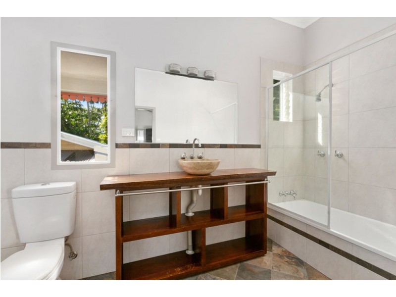 19 Glenlea Street, Edge Hill QLD 4870