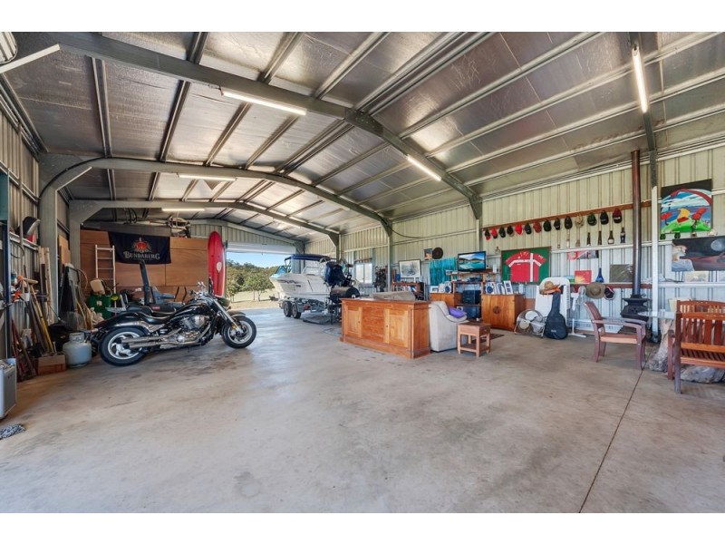 32 Halbert Close, Barrine QLD 4872