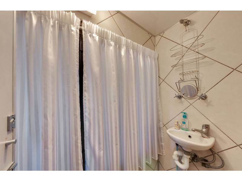 32 Halbert Close, Barrine QLD 4872