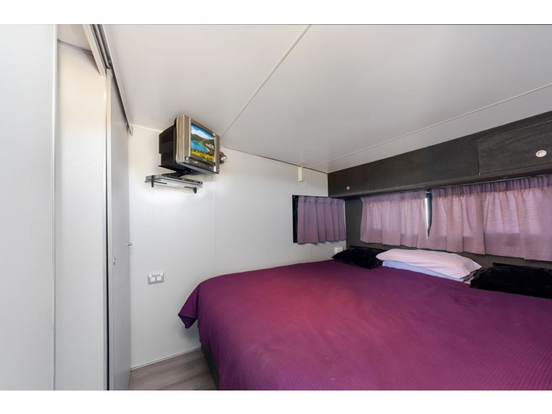 32 Halbert Close, Barrine QLD 4872