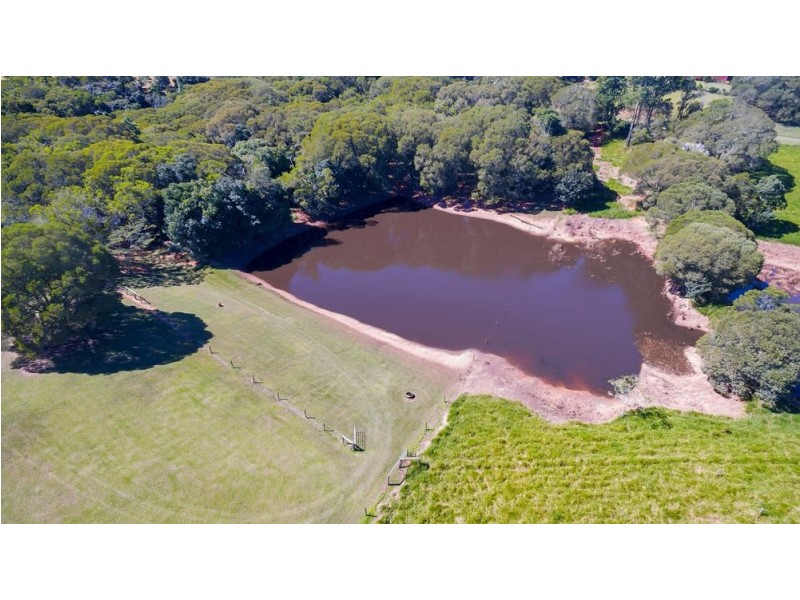 32 Halbert Close, Barrine QLD 4872