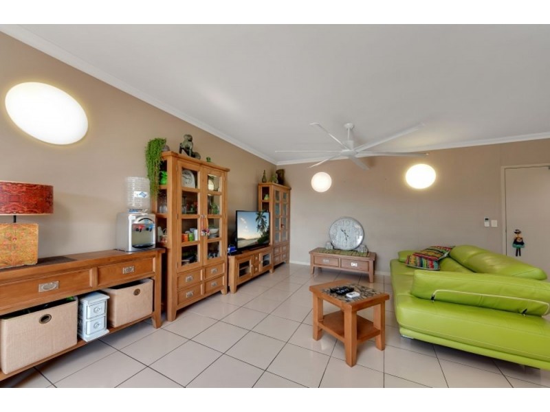 270 12 Gregory Street, Westcourt QLD 4870