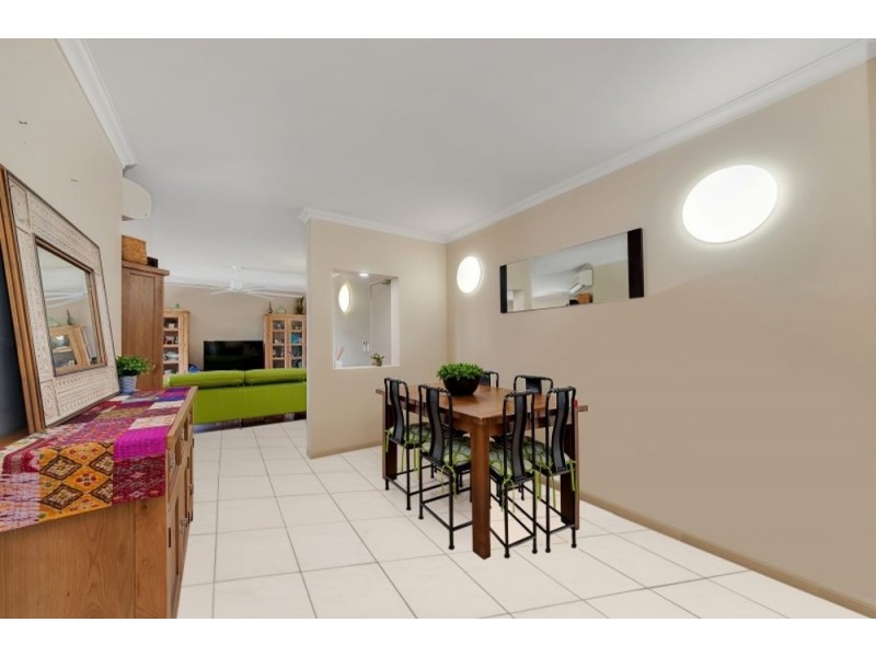 270 12 Gregory Street, Westcourt QLD 4870