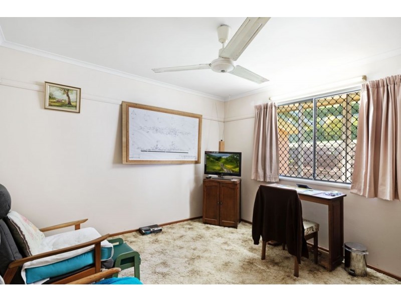 30 Sommerville Cresent, Whitfield QLD 4870