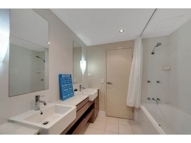 772/12 Gregory Street, Westcourt QLD 4870