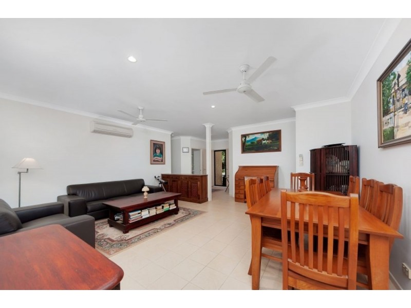 34 William Hickey Street, Redlynch QLD 4870