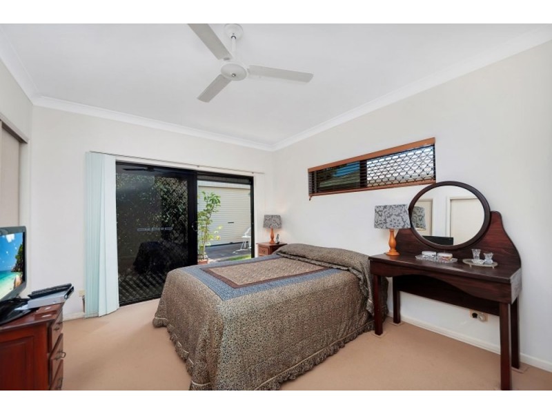 34 William Hickey Street, Redlynch QLD 4870