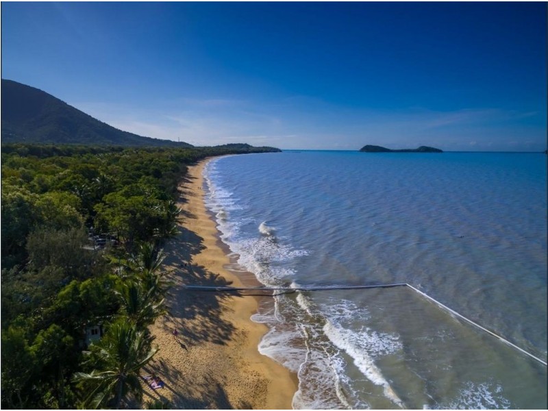 17 Barrier Close, Clifton Beach QLD 4879