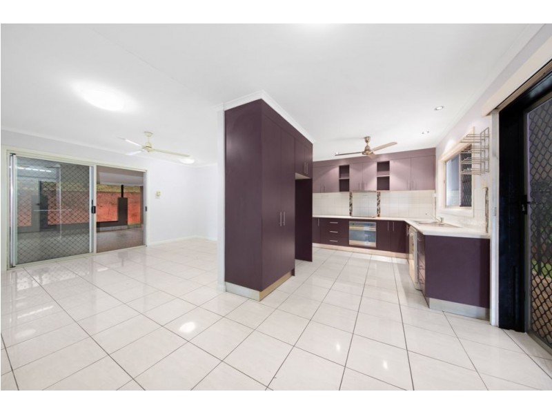 8 Duffy Street, Freshwater QLD 4870