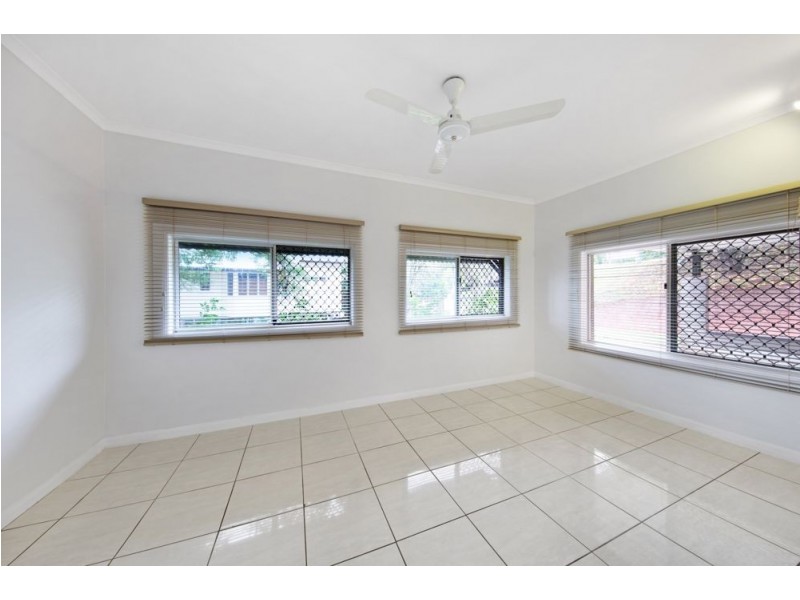 8 Duffy Street, Freshwater QLD 4870