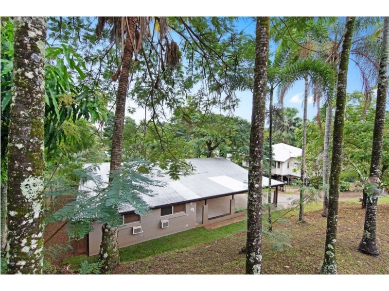 8 Duffy Street, Freshwater QLD 4870