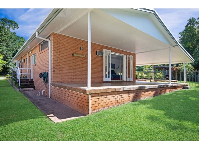 6 Sandray Close, Edge Hill QLD 4870