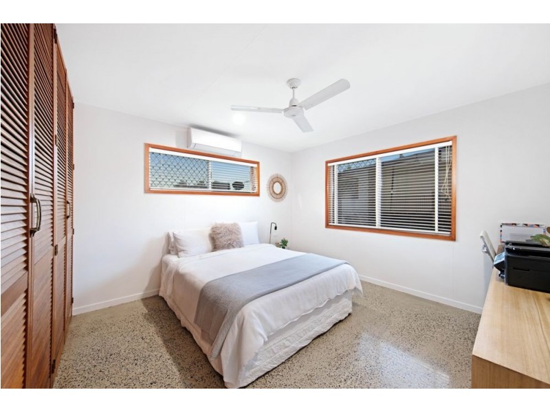 74 Mansfield Street, Earlville QLD 4870