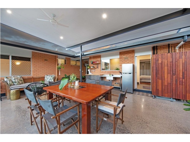 74 Mansfield Street, Earlville QLD 4870