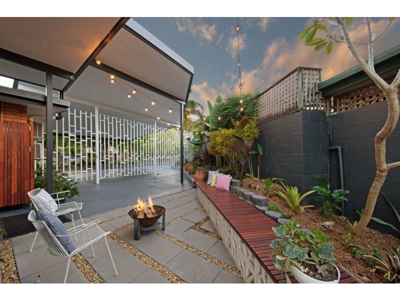 74 Mansfield Street, Earlville QLD 4870