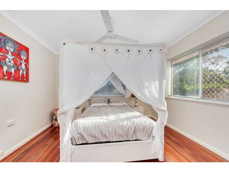 9 Mona Street, Whitfield QLD 4870