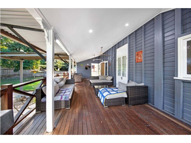 219 Harvey Road, Redlynch QLD 4870