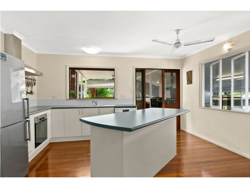 12 Fogarty Street, Whitfield QLD 4870