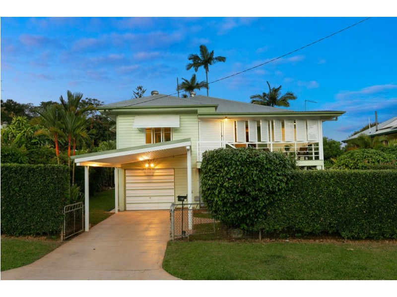 14 Junction Street, Edge Hill QLD 4870