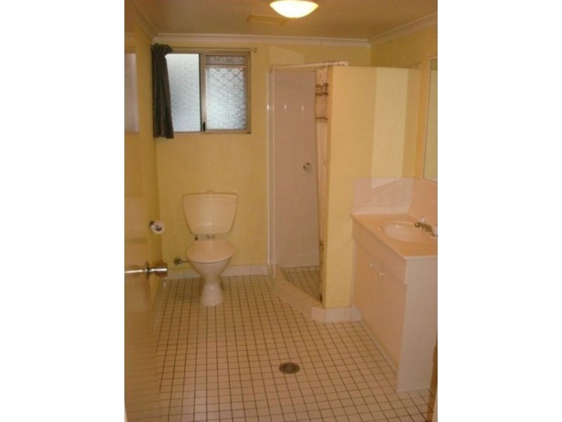 2/22 Barrett Street, Bungalow QLD 4870