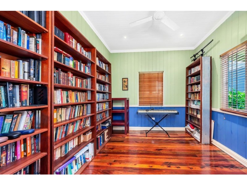 39 Nelson Street, Bungalow QLD 4870