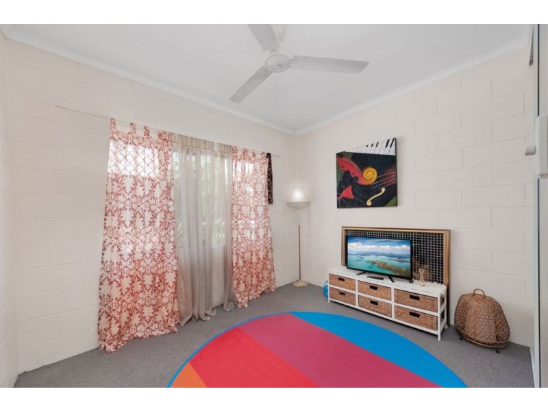 6/7-9 Charlotte Close, Woree QLD 4868