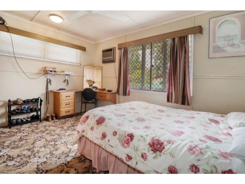 47 Clarke Street, Manunda QLD 4870