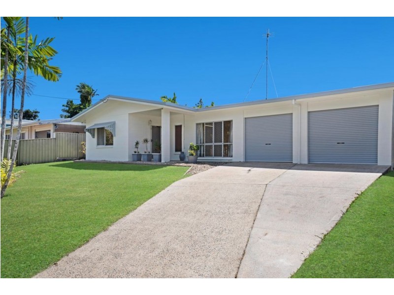 22 Purbeck Place, Edge Hill QLD 4870