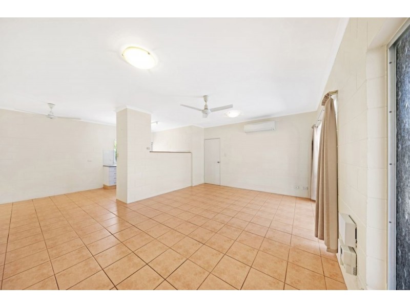 22 Purbeck Place, Edge Hill QLD 4870
