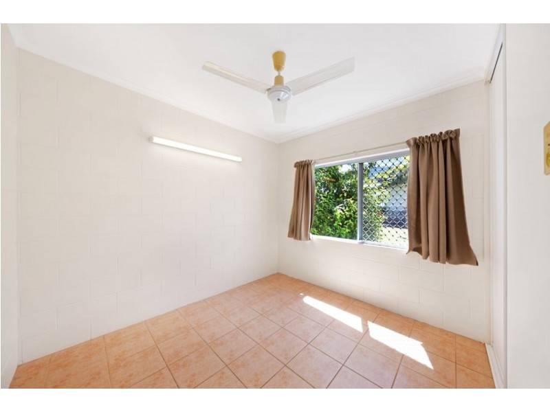 22 Purbeck Place, Edge Hill QLD 4870